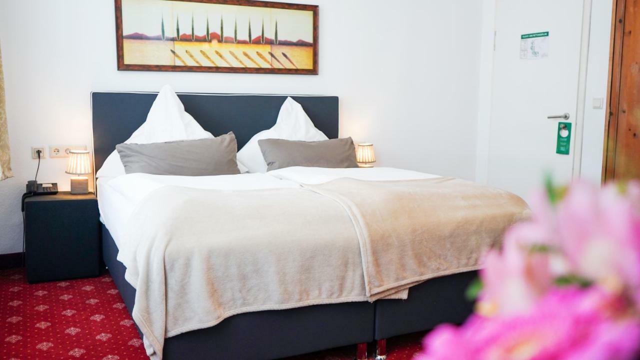 Ds Hotel باد بينثيم المظهر الخارجي الصورة